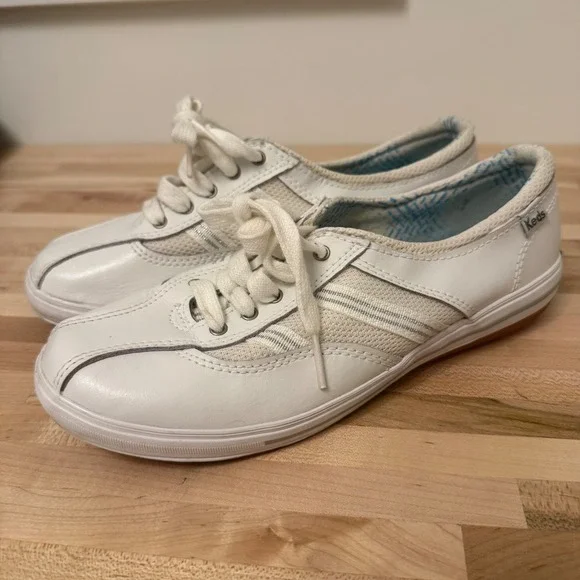 Keds Womens Size 6 White Leather Sneakers Casual Lace Up Shoes - Picture 1 of 6